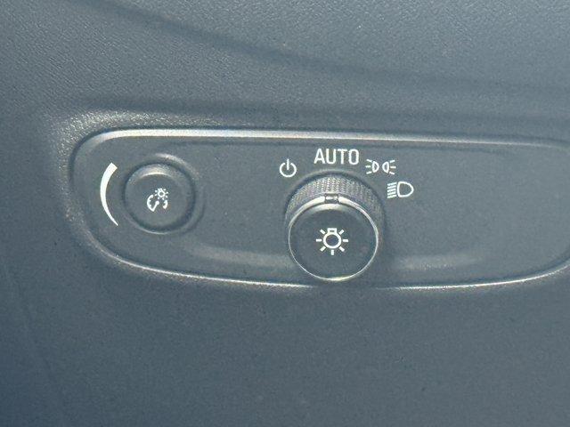 used 2023 Chevrolet Equinox car, priced at $26,900