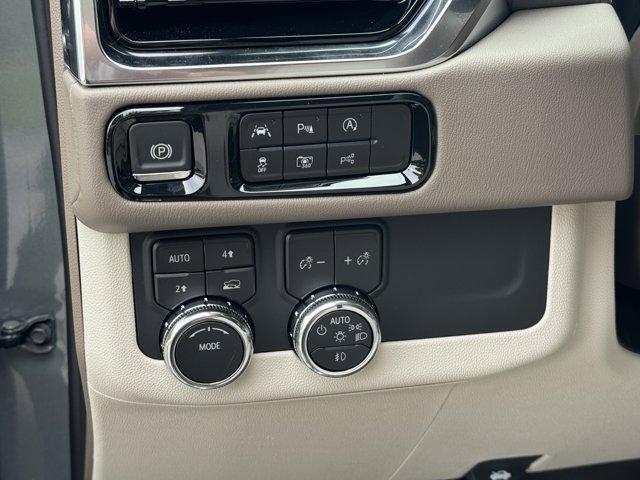 new 2025 GMC Yukon XL car, priced at $91,260