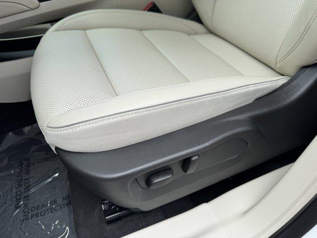 used 2023 Buick Envision car, priced at $32,900