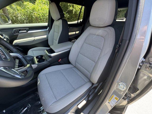 new 2025 GMC Terrain car, priced at $31,890