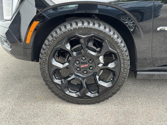 used 2025 GMC Yukon car, priced at $97,900