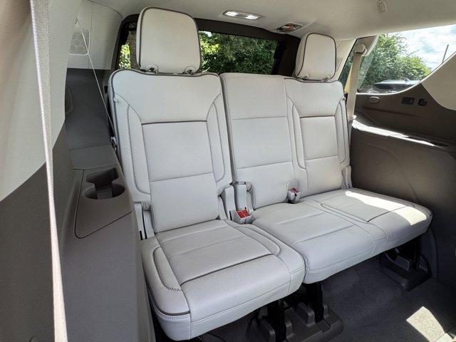 used 2024 GMC Yukon car, priced at $78,990
