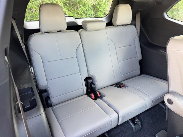 new 2025 GMC Acadia car, priced at $50,164