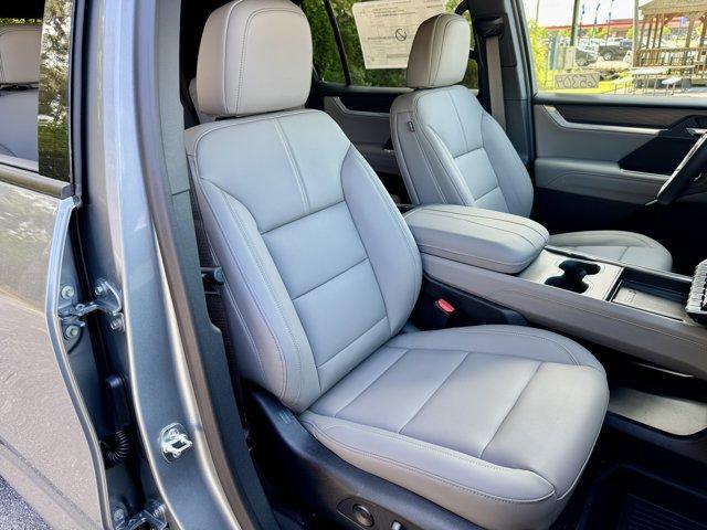 new 2025 GMC Acadia car, priced at $50,164