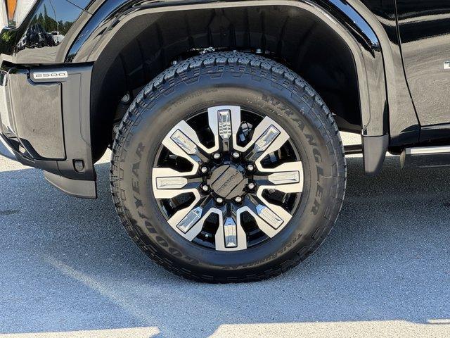 new 2025 GMC Sierra 2500 car, priced at $91,325