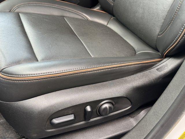 used 2023 GMC Acadia car, priced at $38,990
