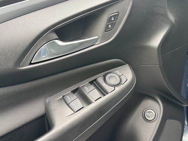 new 2025 Buick Envista car, priced at $27,320