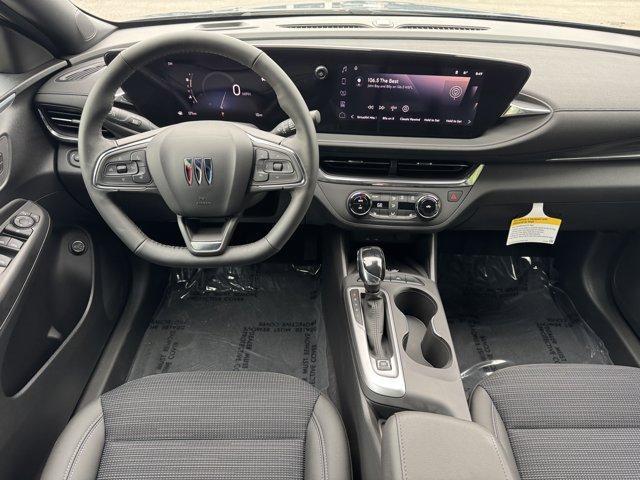 new 2025 Buick Envista car, priced at $27,320