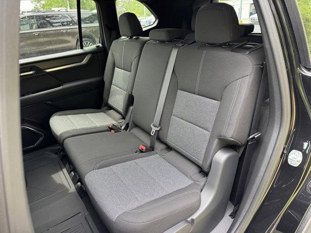 new 2025 GMC Acadia car, priced at $50,264