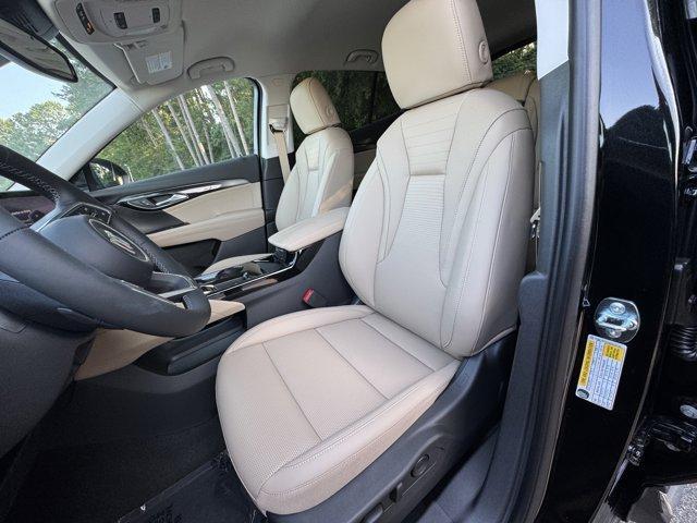 new 2025 Buick Envision car, priced at $39,740