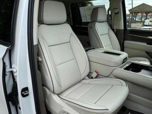 new 2024 GMC Yukon XL car, priced at $91,560