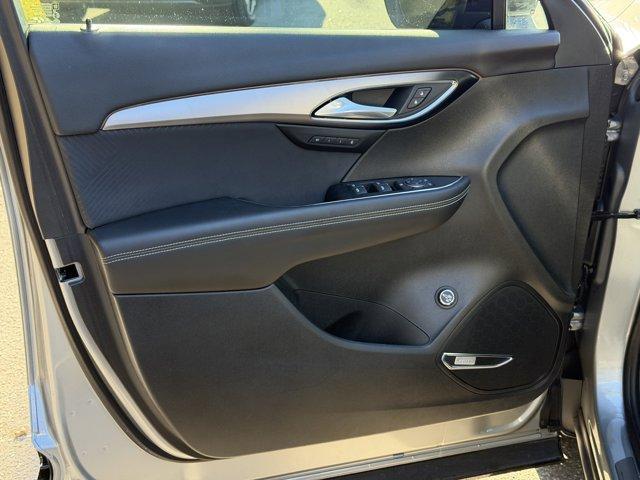 used 2025 Buick Envision car, priced at $33,800