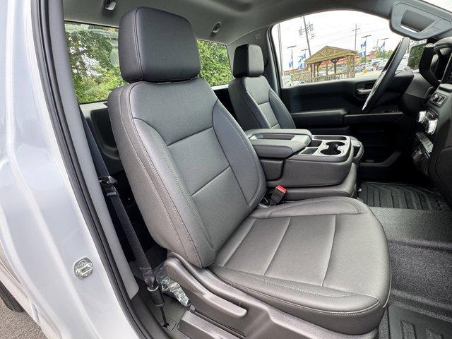 new 2025 GMC Sierra 1500 car, priced at $39,590