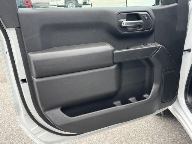 new 2025 GMC Sierra 1500 car, priced at $39,590