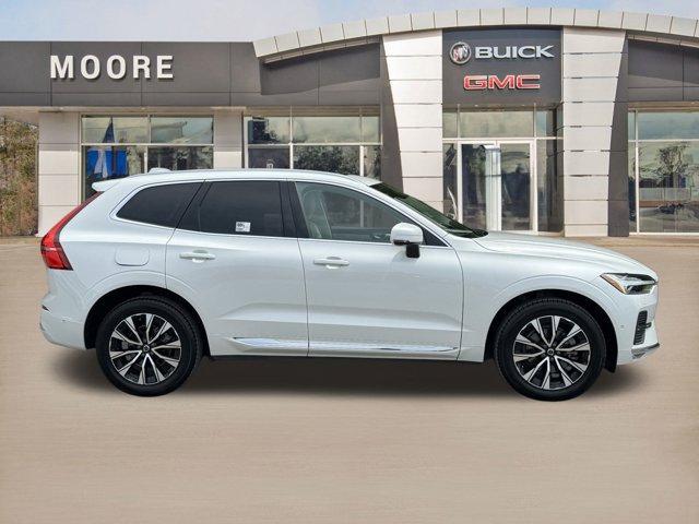 used 2023 Volvo XC60 car, priced at $31,700