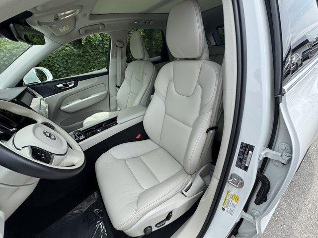 used 2023 Volvo XC60 car, priced at $31,700