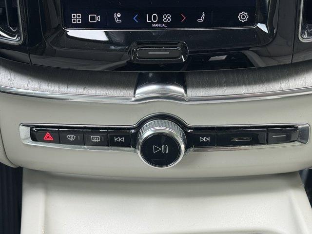 used 2023 Volvo XC60 car, priced at $31,700