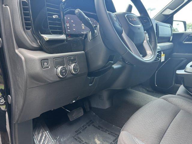 new 2025 GMC Sierra 1500 car, priced at $54,640