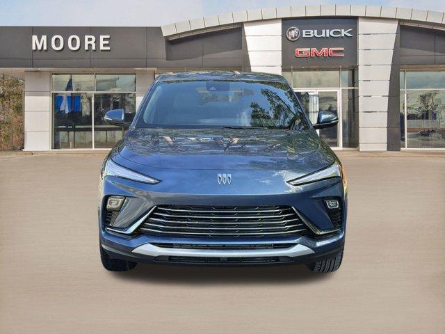 new 2025 Buick Envista car, priced at $27,320