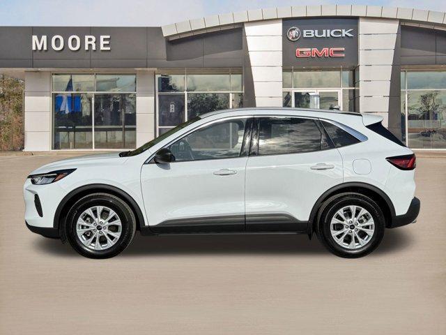 used 2023 Ford Escape car, priced at $24,900