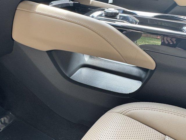 new 2025 Buick Envision car, priced at $39,740