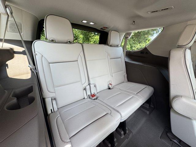 used 2021 GMC Yukon car, priced at $49,400