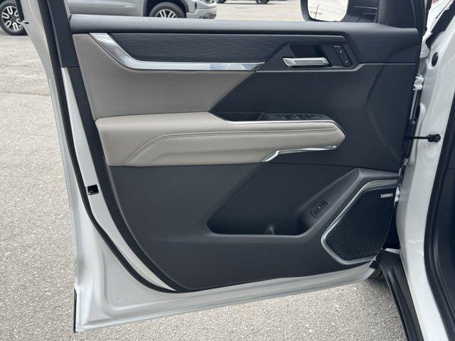 new 2025 GMC Acadia car, priced at $44,335