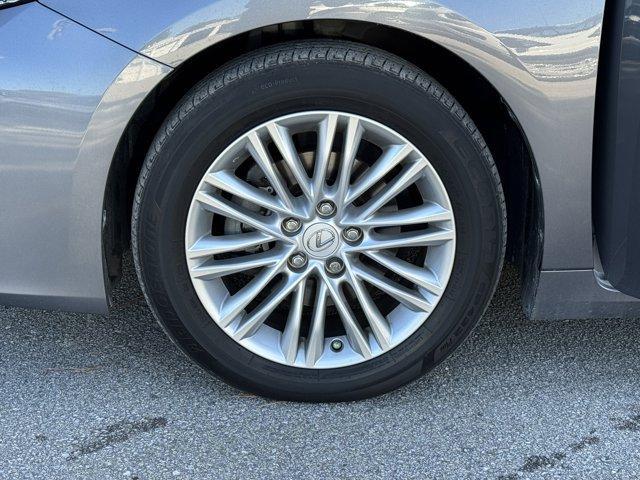 used 2017 Lexus ES 350 car, priced at $22,500