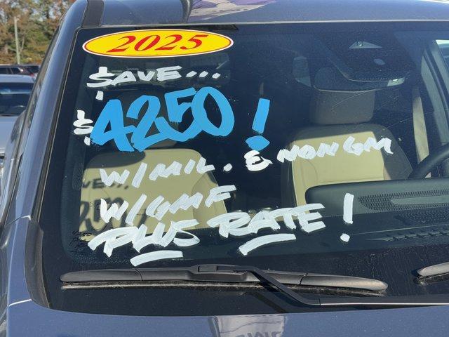 new 2025 Buick Enclave car, priced at $48,870