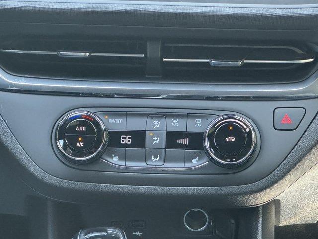 new 2025 Buick Envista car, priced at $26,825