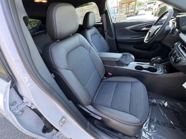 new 2025 Buick Envista car, priced at $26,825