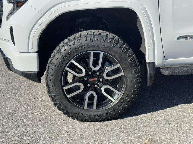 used 2022 GMC Sierra 1500 car, priced at $55,800