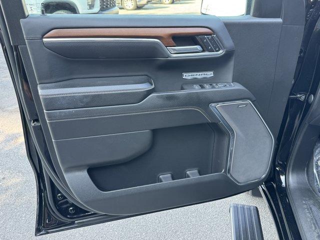 used 2023 GMC Sierra 1500 car, priced at $51,900