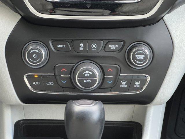 used 2019 Jeep Cherokee car, priced at $20,900