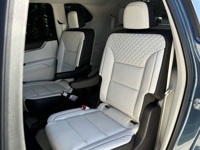 new 2025 GMC Acadia car, priced at $62,800