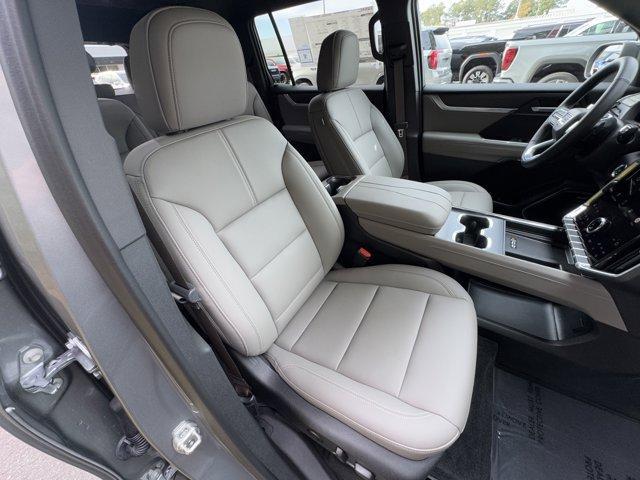 new 2025 GMC Acadia car, priced at $50,164