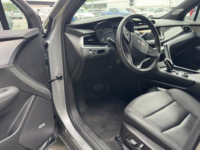 used 2025 Cadillac XT6 car, priced at $46,990