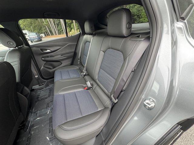 new 2025 Buick Envista car, priced at $26,325