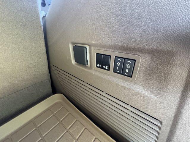 used 2024 GMC Yukon car, priced at $75,900