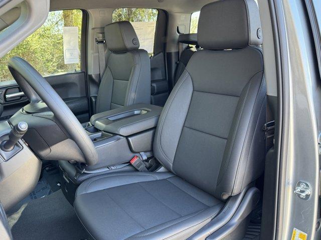 new 2025 GMC Sierra 1500 car, priced at $45,725