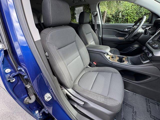 used 2023 GMC Acadia car, priced at $31,900