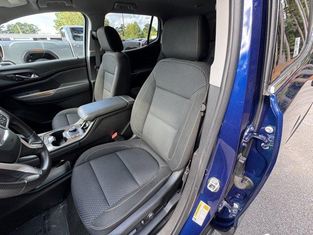 used 2023 GMC Acadia car, priced at $31,900