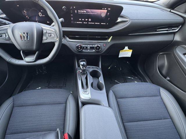 new 2025 Buick Envista car, priced at $26,725