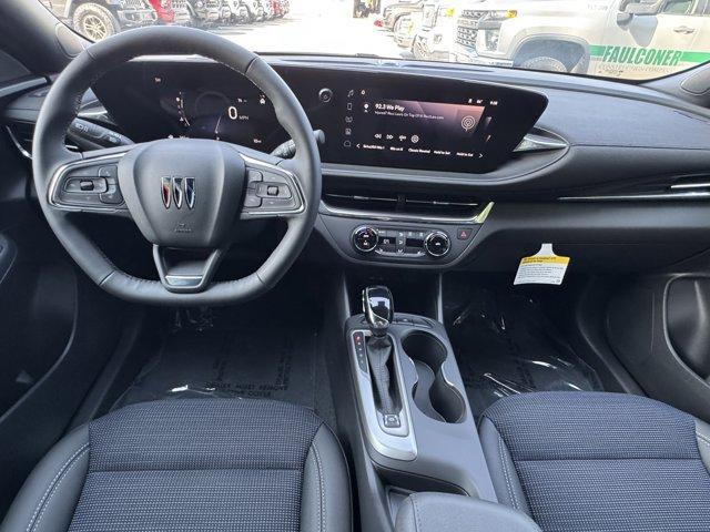 new 2025 Buick Envista car, priced at $26,725