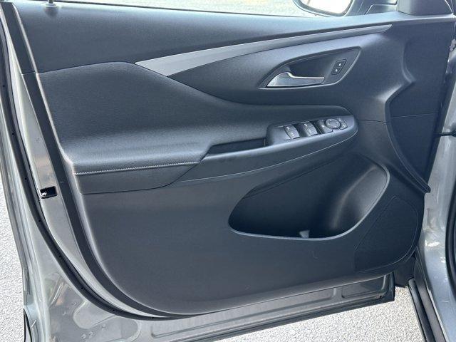 new 2025 Buick Envista car, priced at $26,725