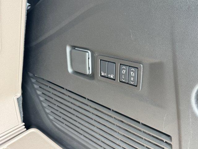 used 2025 GMC Yukon car, priced at $99,900