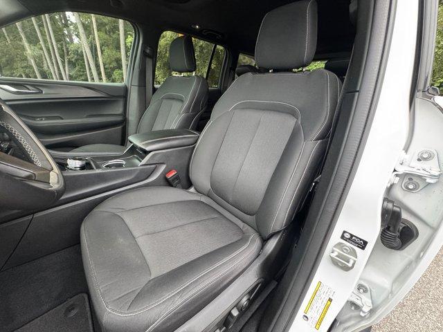 used 2024 Jeep Grand Cherokee car, priced at $33,900
