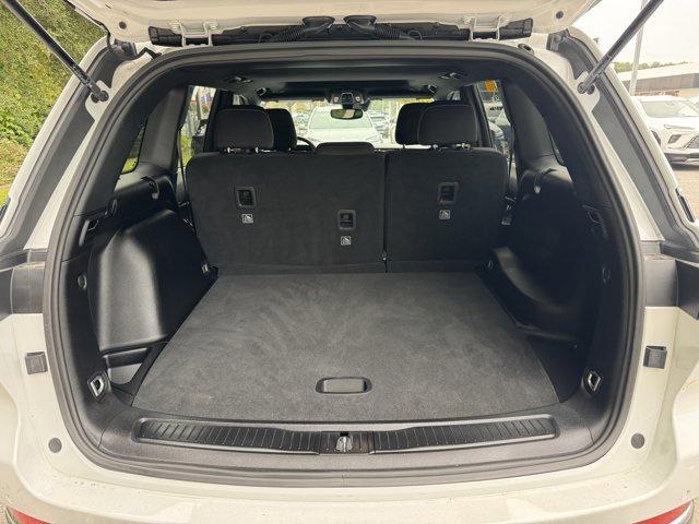 used 2024 Jeep Grand Cherokee car, priced at $33,900