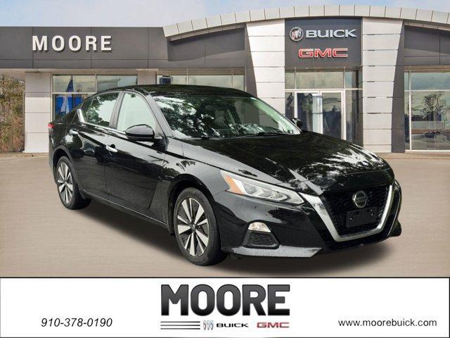 used 2021 Nissan Altima car, priced at $17,900