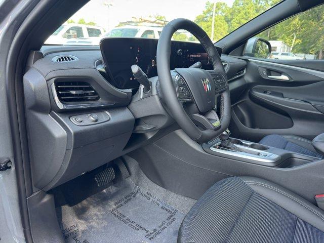 new 2025 Buick Envista car, priced at $27,320